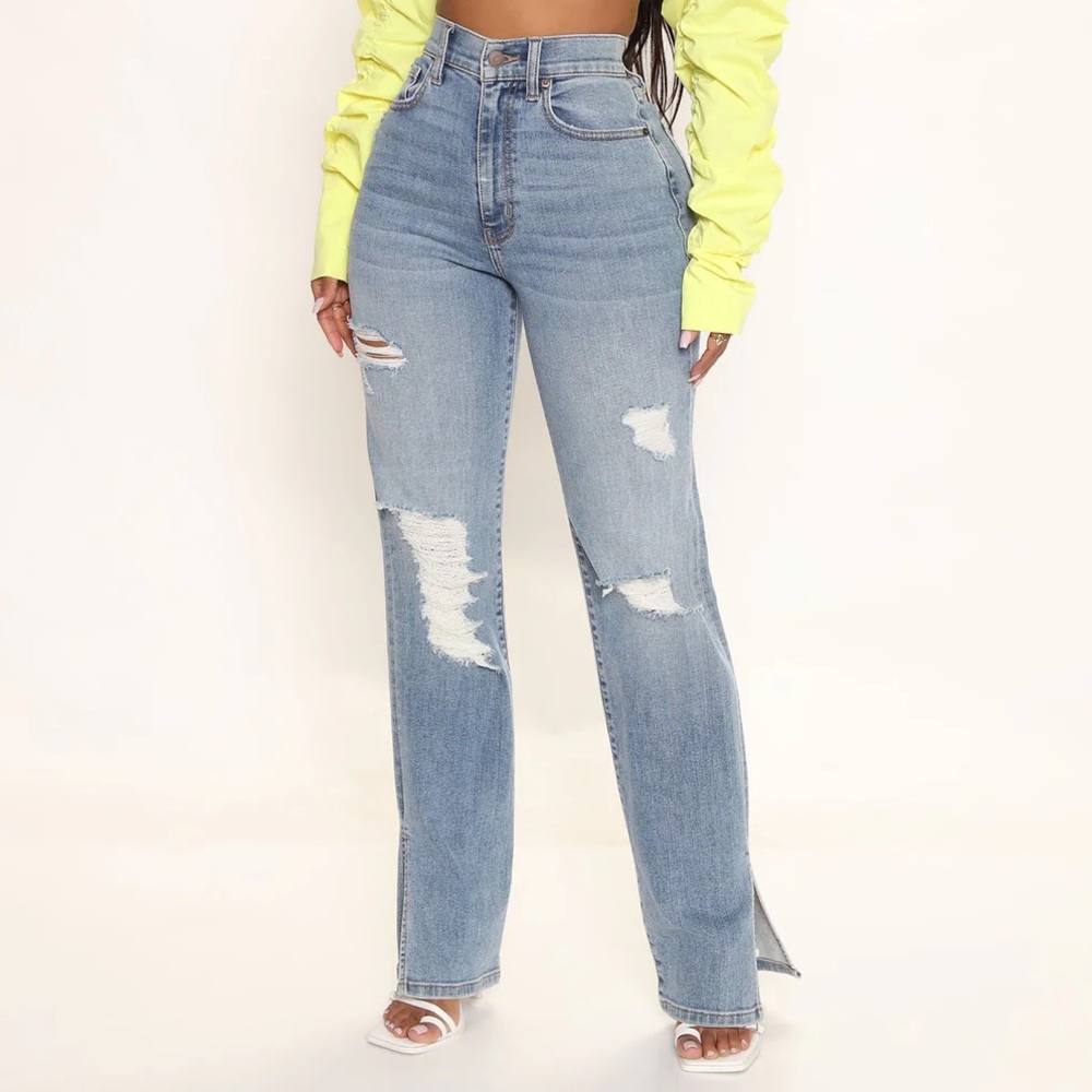 Fashion Nova Killing ‘Em Softly Distressed Jeans